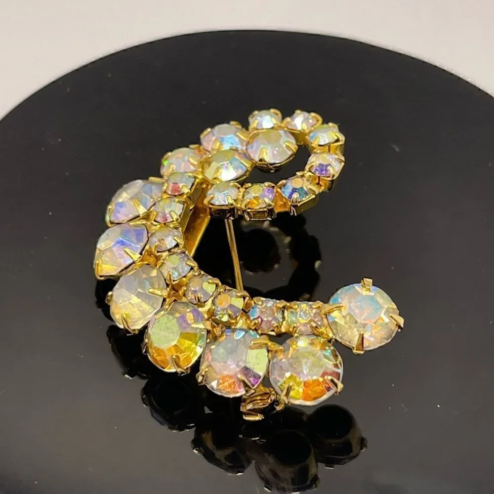 Vintage brooch aurora borealis gold tone
